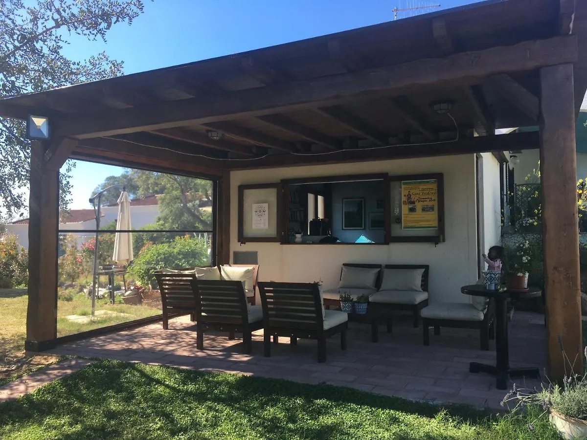 Residence Cort'E Accas 巴里萨尔多
